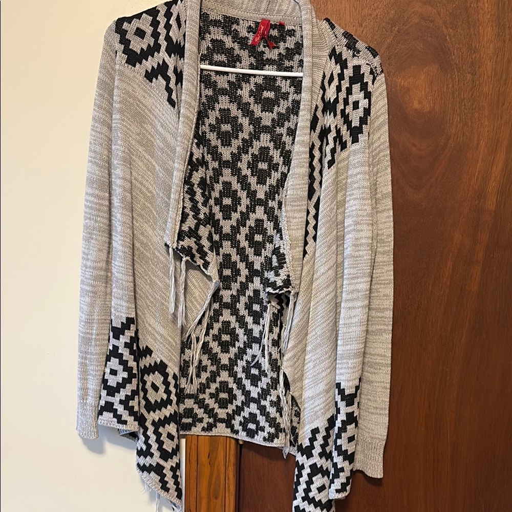 Red Camel Black and Gray Aztec Open-Front Cardigan
